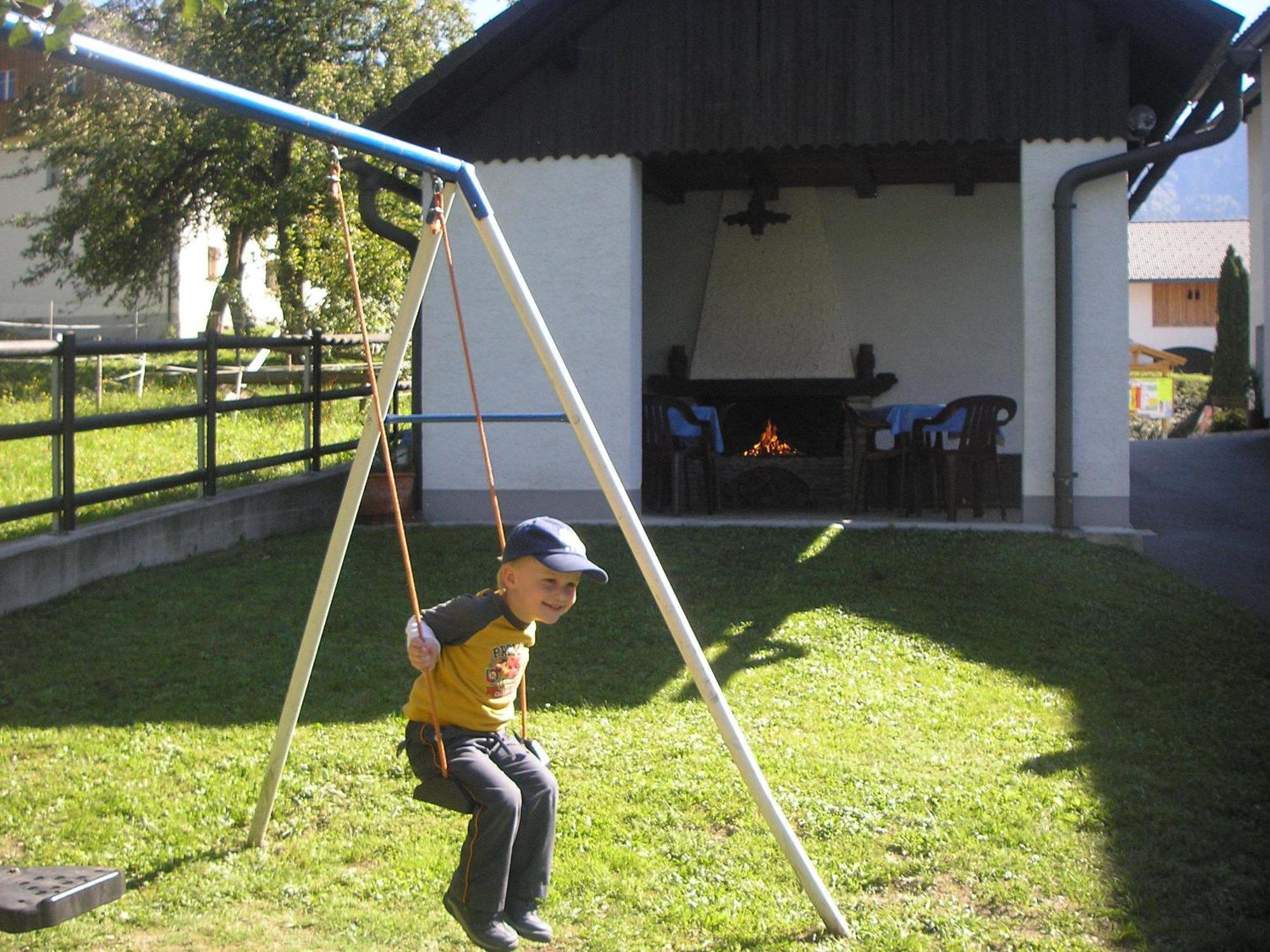 Görtschach Ferienwohnungen Familie Jarnig Inge מראה חיצוני תמונה